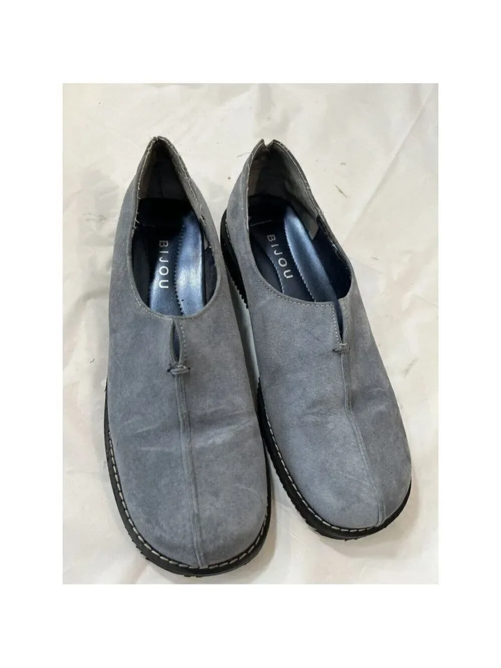 Bijou suede Slip on shoe loafer size 6 M